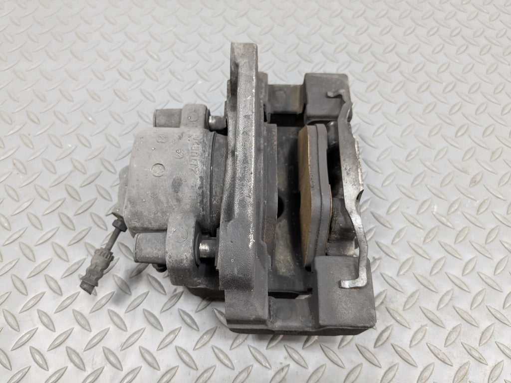 2014 - 2016 BMW 528I OEM BRAKE CALIPER ASSEMBLY FRONT RIGHT PASSENGER SIDE RWD