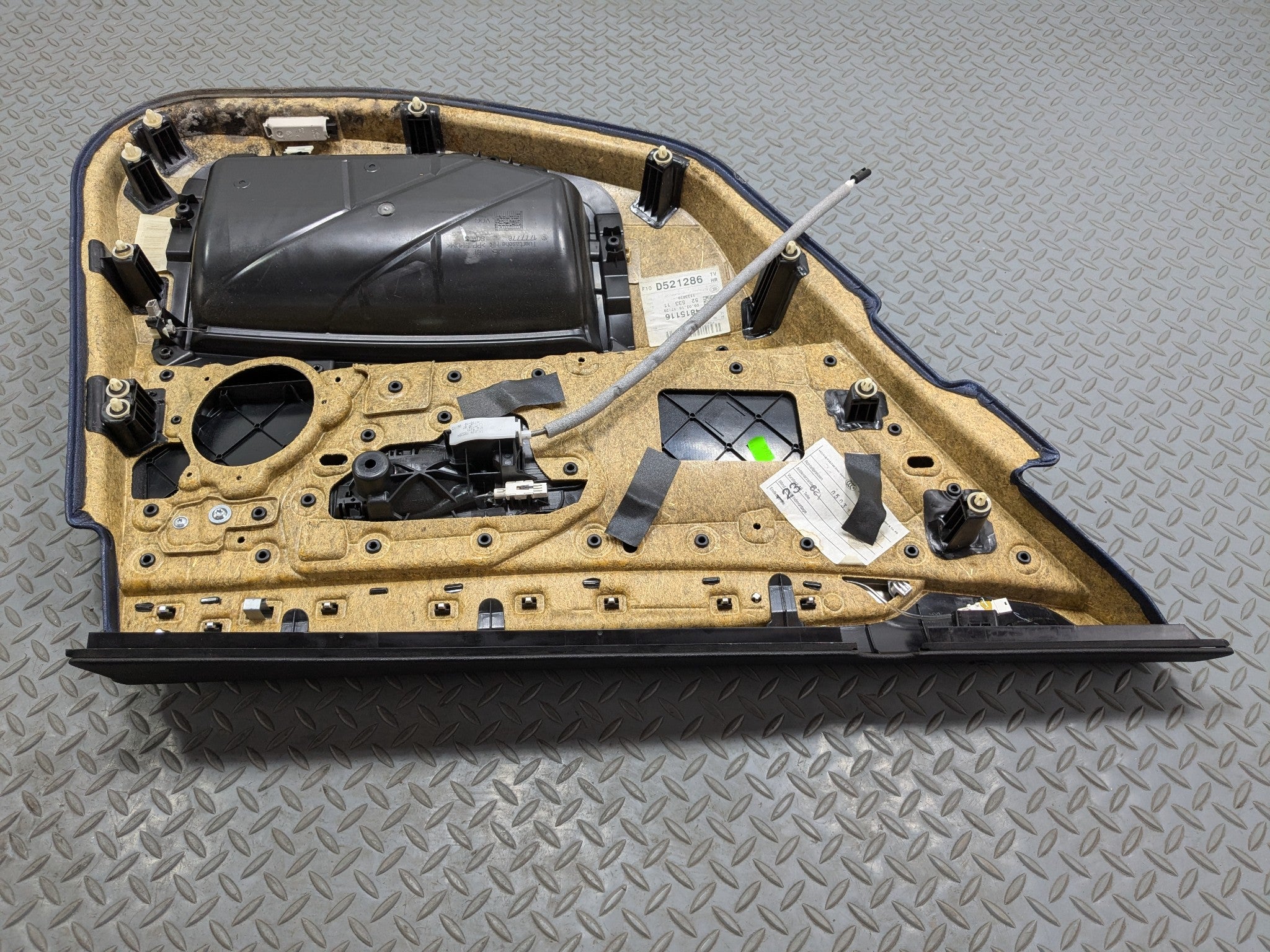 2014 - 2016 BMW 528I OEM INTERIOR DOOR TRIM PANEL REAR RIGHT PASSENGER SIDE