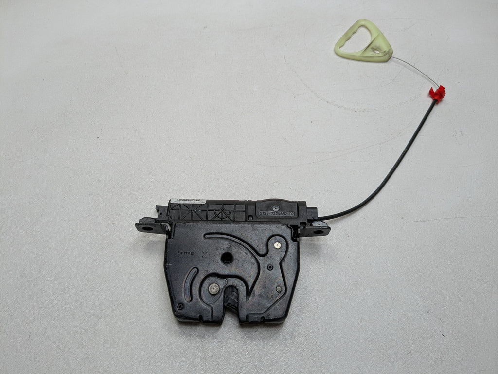 2014 - 2016 BMW 528I OEM LID LATCH REAR TRUNK LIFTGATE LOCK RELEASE ACTUATOR