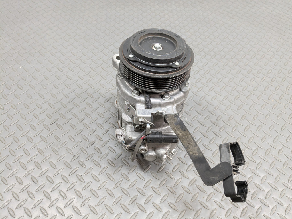 2014 - 2016 BMW 528I OEM AC AIR CONDITIONING AIR COMPRESSOR PUMP UNIT