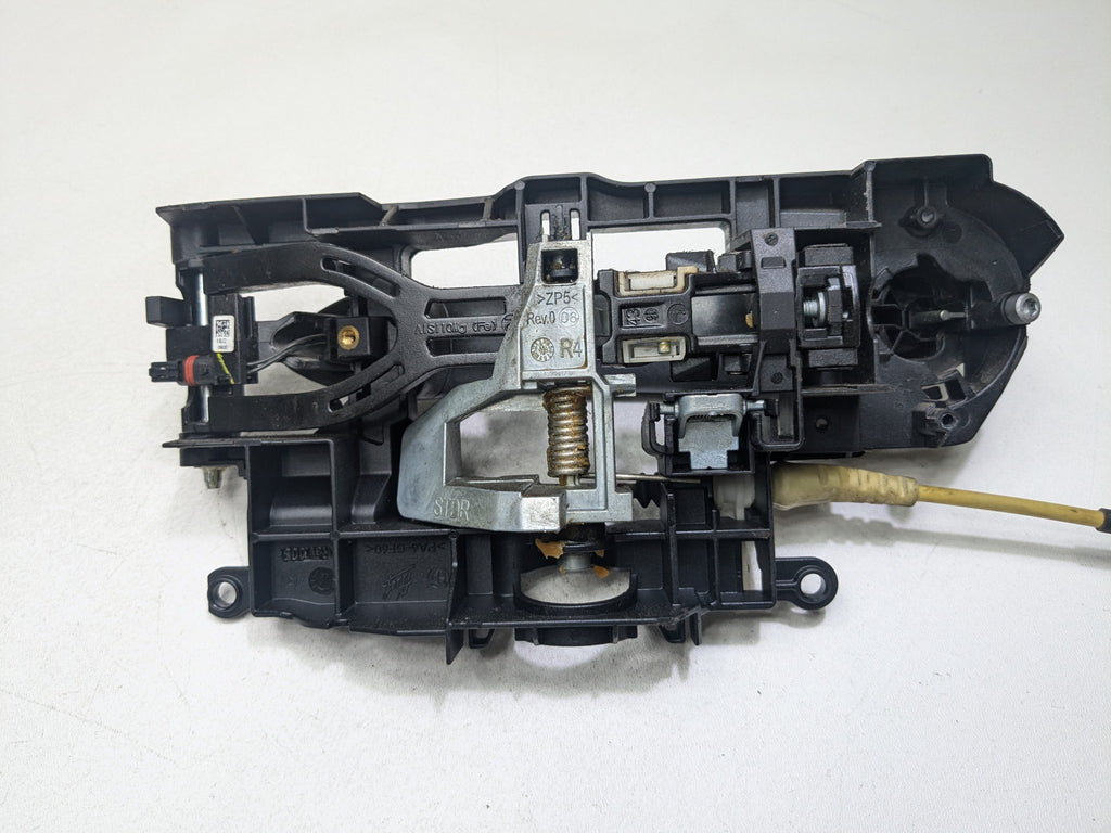2014 - 2016 BMW 528I OEM EXTERIOR DOOR HANDLE FRONT RIGHT PASSENGER SIDE