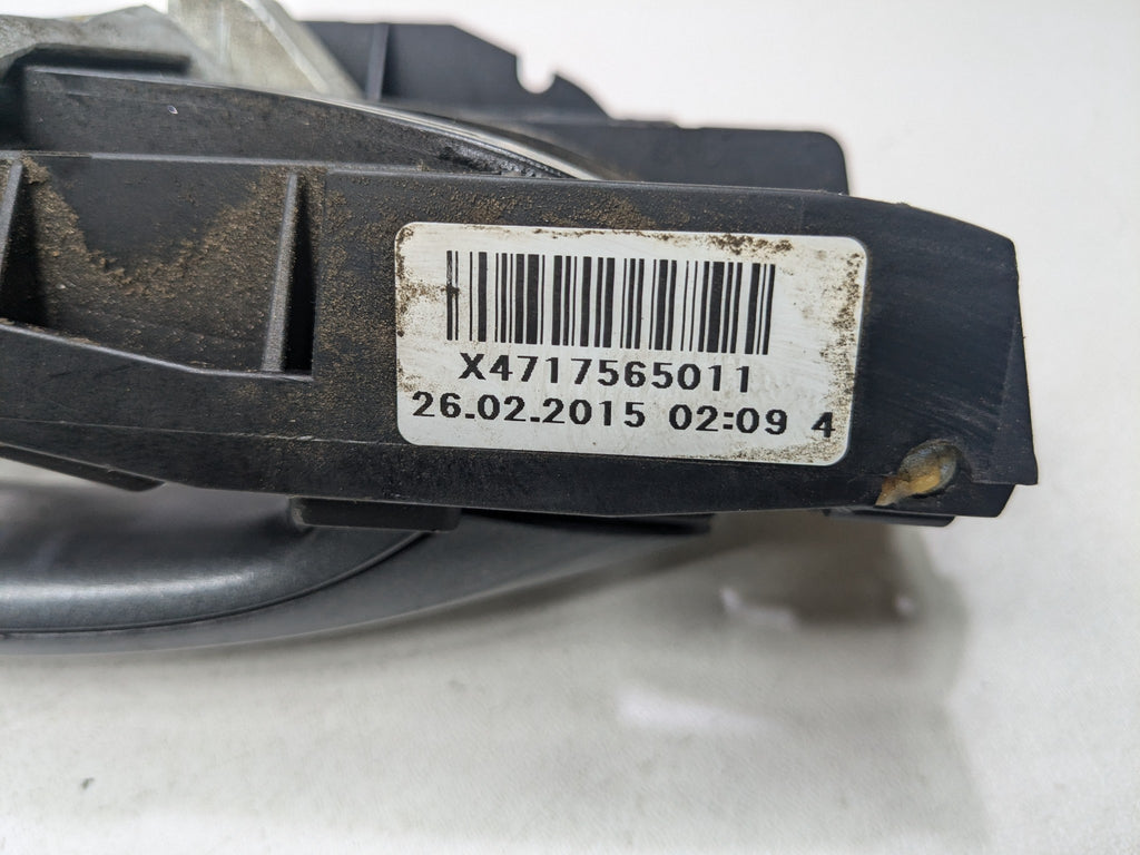 2014 - 2016 BMW 528I OEM EXTERIOR DOOR HANDLE FRONT RIGHT PASSENGER SIDE