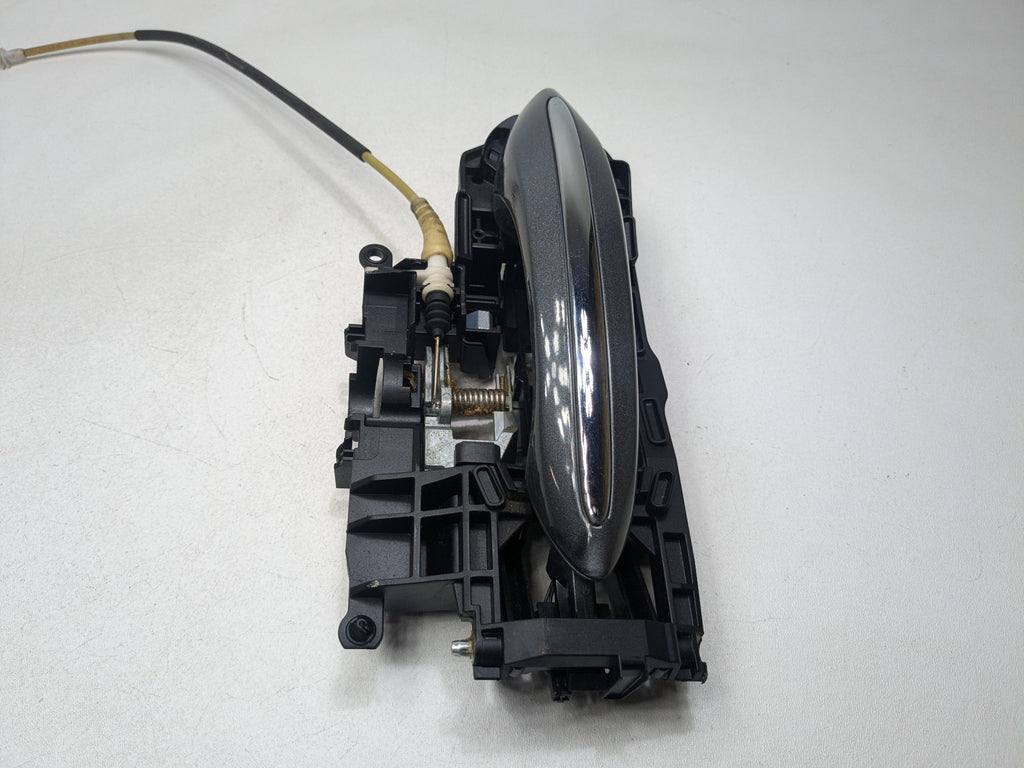 2014 - 2016 BMW 528I OEM EXTERIOR DOOR HANDLE REAR RIGHT PASSENGER SIDE