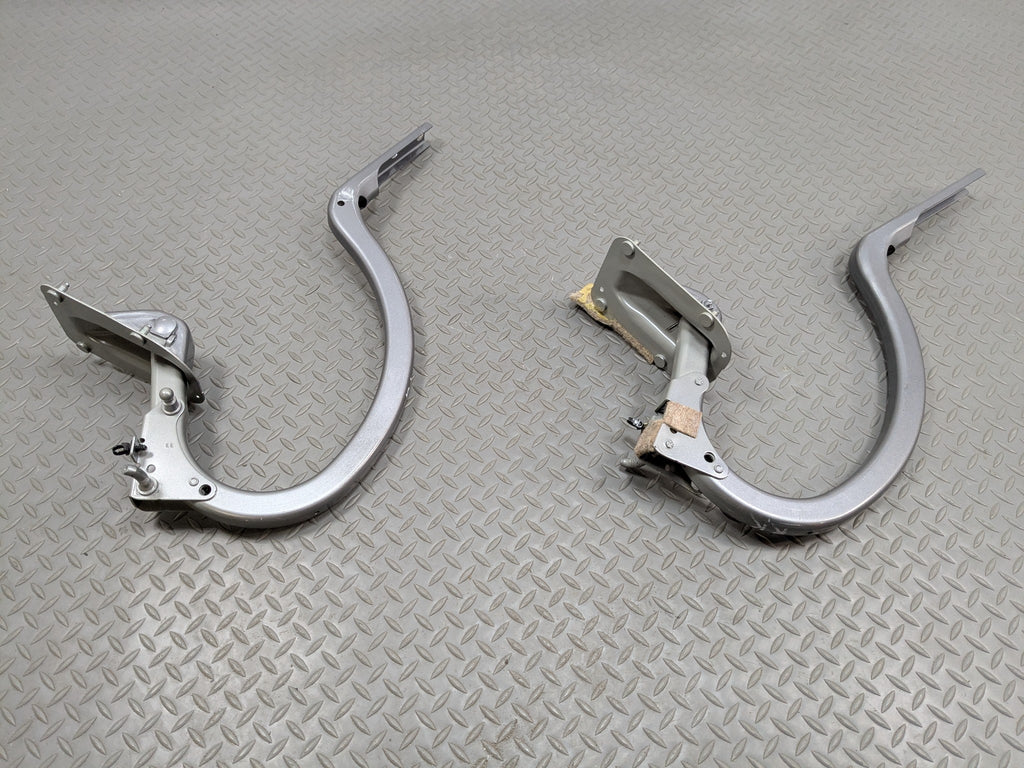 2014 - 2016 BMW 528I OEM TAIL GATE HINGE REAR LEFT AND RIGHT SIDE TRUNK LID