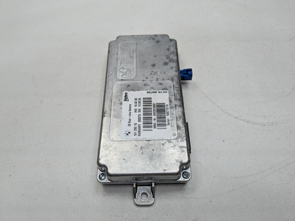2014 - 2016 BMW 528I OEM REAR VIEW CAMERA ASSIST CONTROL MODULE UNIT