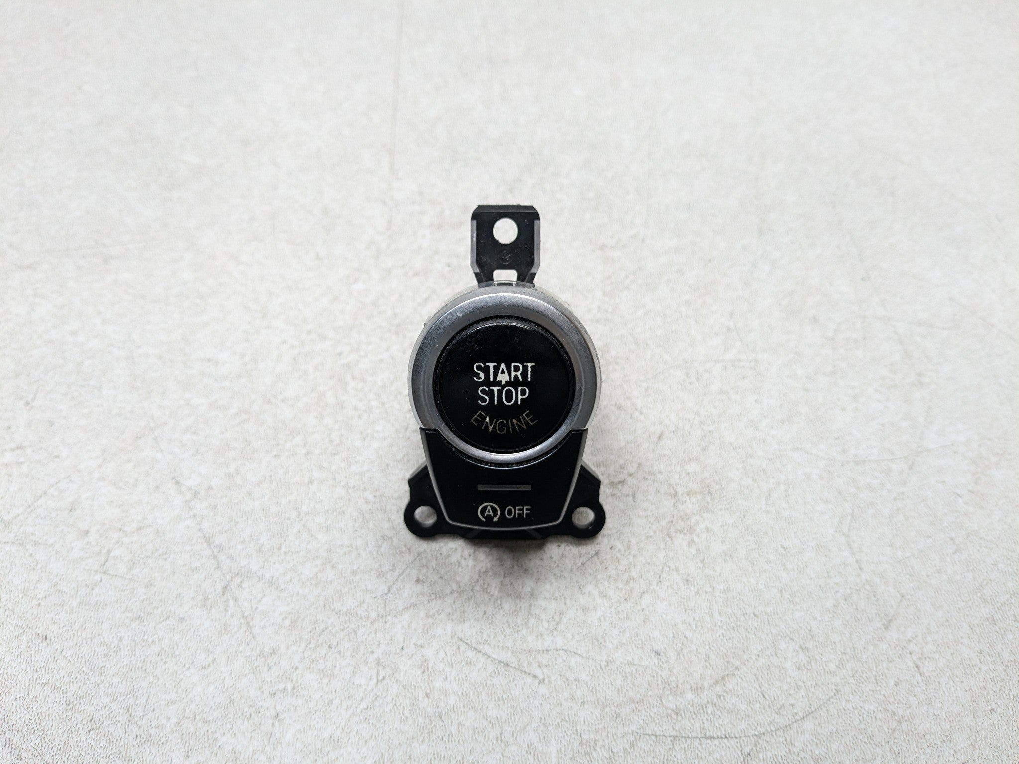 2014 - 2016 BMW 528I OEM START STOP ENGINE IGNITION SWITCH CONTROL BUTTON