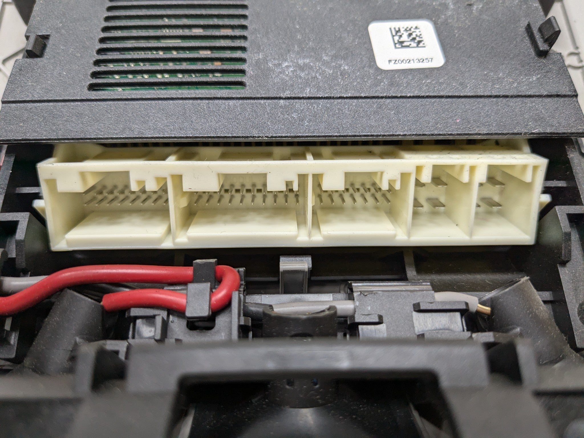 2014 - 2016 BMW 528I OEM OVERHEAD DOME READING LIGHT LAMP FRONT CENTER INTERIOR