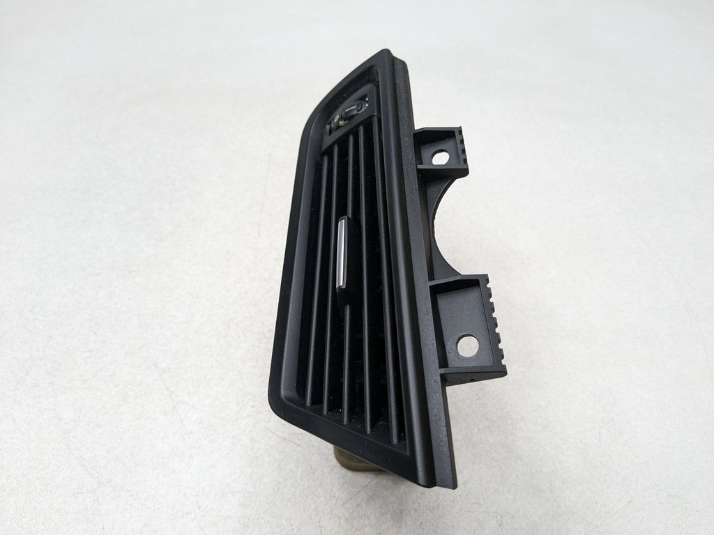 2014 - 2016 BMW 528I OEM AC HEATER AIR VENT GRILLE FRONT RIGHT PASSENGER SIDE