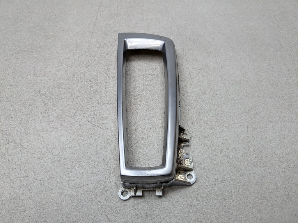 2014 - 2016 BMW 528I OEM CONSOLE EMERGENCY PARKING BRAKE SHIFTER TRIM