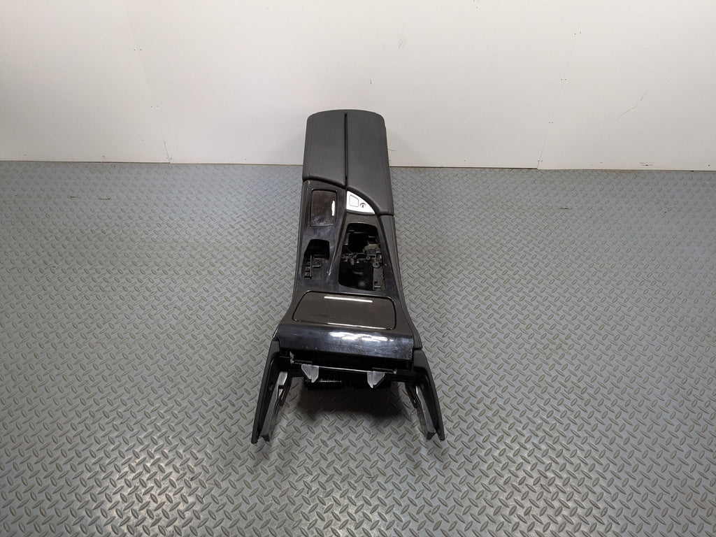 2014 - 2016 BMW 528I OEM ARMREST CENTER CONSOLE STORAGE COMPARTMENT FRONT