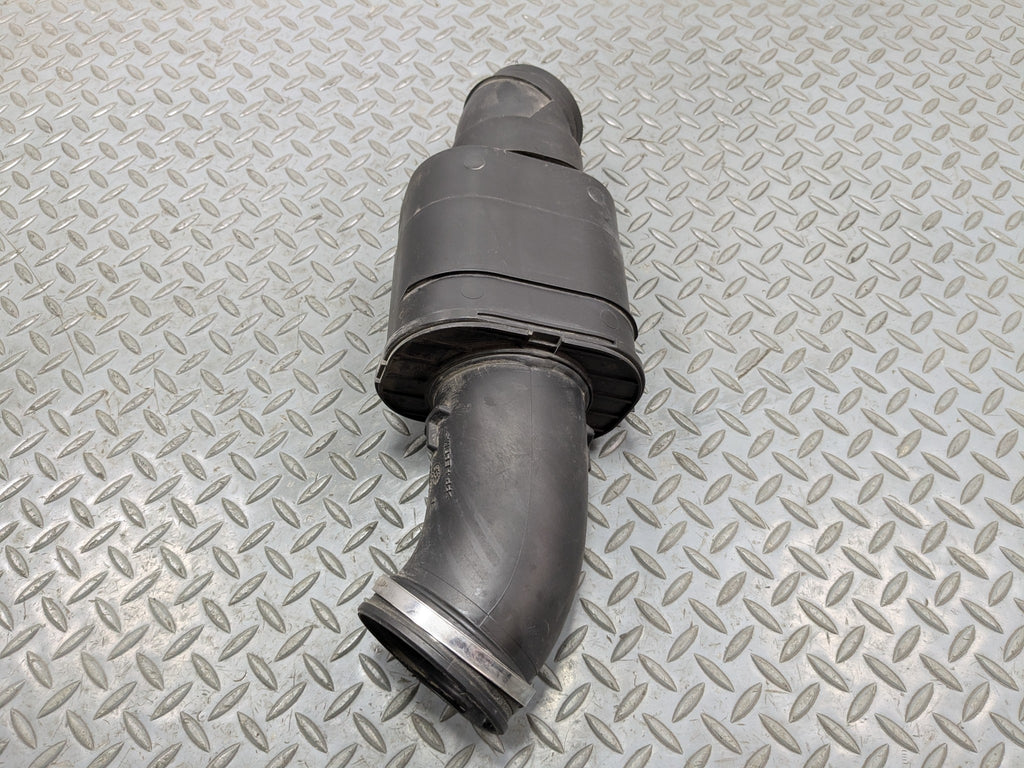 2014 - 2016 BMW 528I OEM ENGINE AIR INTAKE RESONATOR DUCT HOSE TUBE PIPE