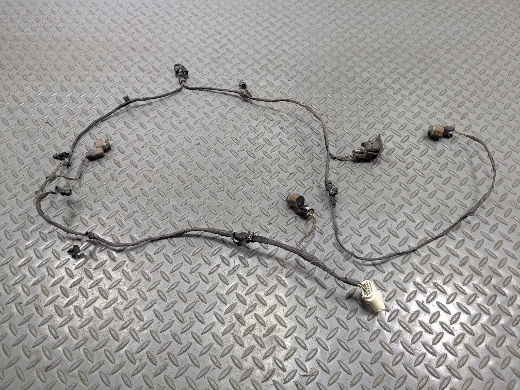 2014 - 2016 BMW 528I OEM PARK ASSIST SENSOR WIRING HARNESS REAR BUMPER