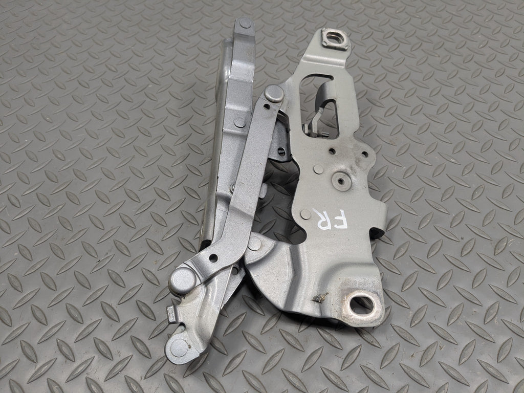 2014 - 2016 BMW 528I OEM HOOD HINGE SUPPORT BRACKET FRONT RIGHT PASSENGER SIDE