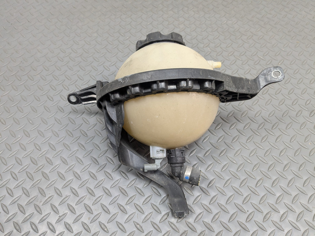2014 - 2016 BMW 528I OEM COOLANT RECOVERY BOTTLE EXPANSION RESERVOIR TANK