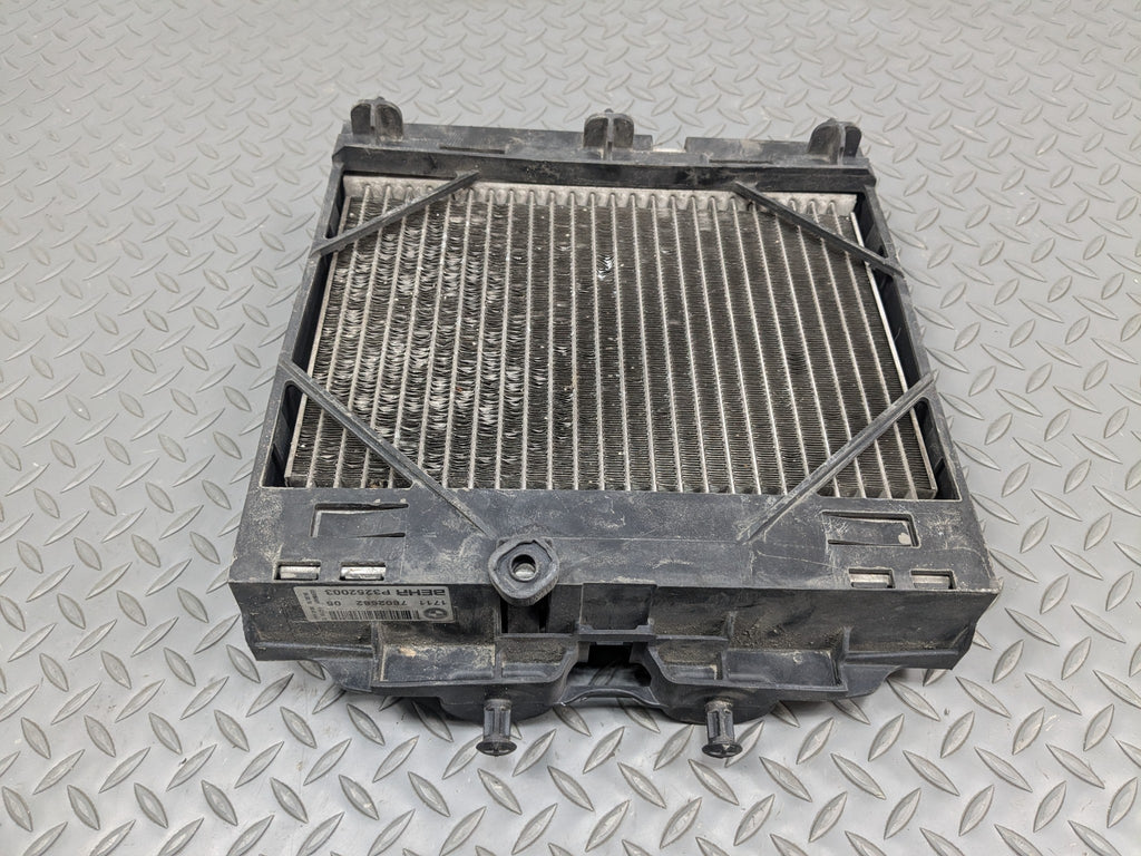 2014 - 2016 BMW 528I OEM ENGINE AUXILIARY OIL COOLER RADIATOR LEFT DRIVER SIDE