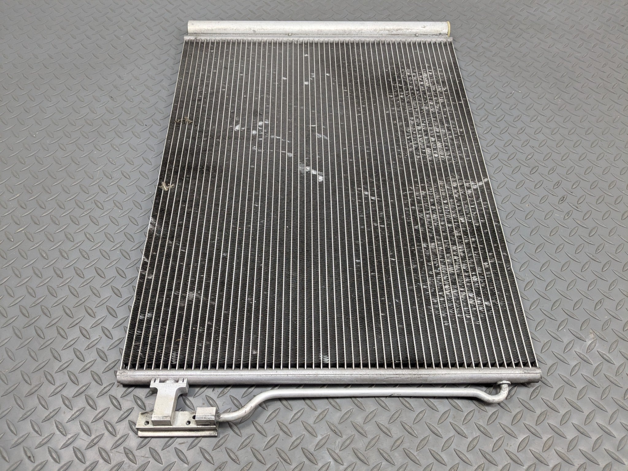 2014 - 2016 BMW 528I OEM AC AIR CONDITIONING CONDENSER RADIATOR ASSEMBLY