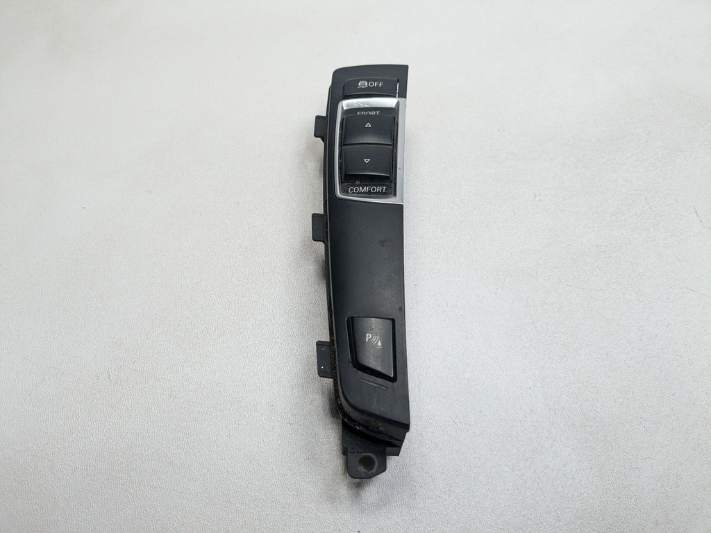 2014 - 2016 BMW 528I OEM CENTER CONSOLE SUSPENSION CONTROL PANEL SWITCH ASSEMBLY