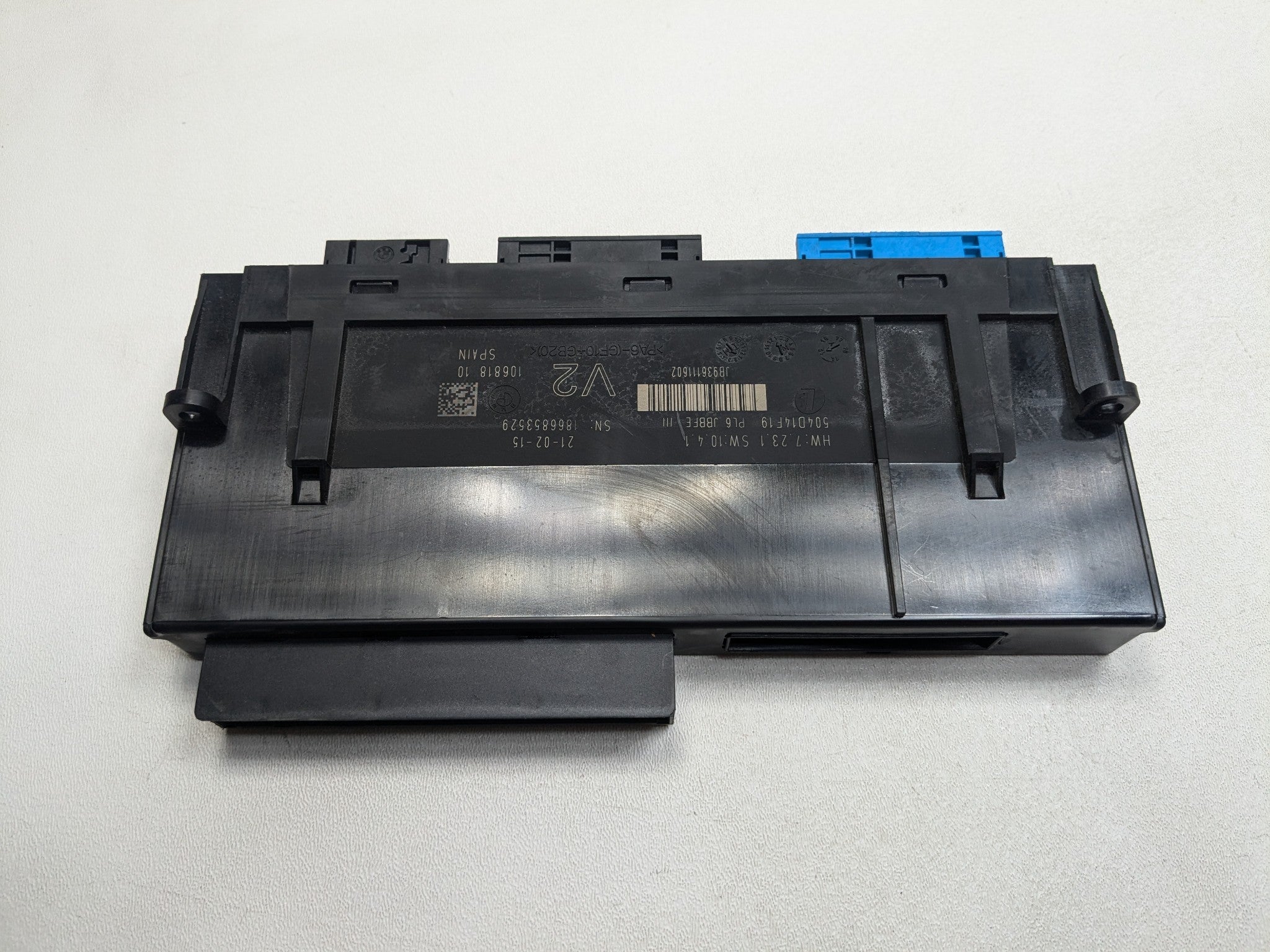 2014 - 2016 BMW 528I OEM JUNCTION BOX PRIMARY BODY CONTROL MODULE UNIT