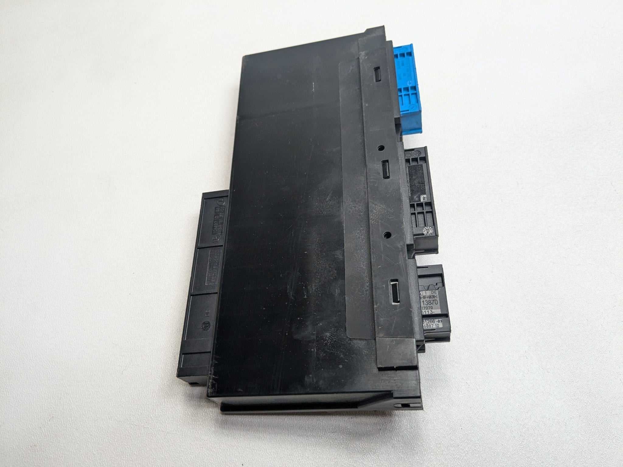 2014 - 2016 BMW 528I OEM JUNCTION BOX PRIMARY BODY CONTROL MODULE UNIT