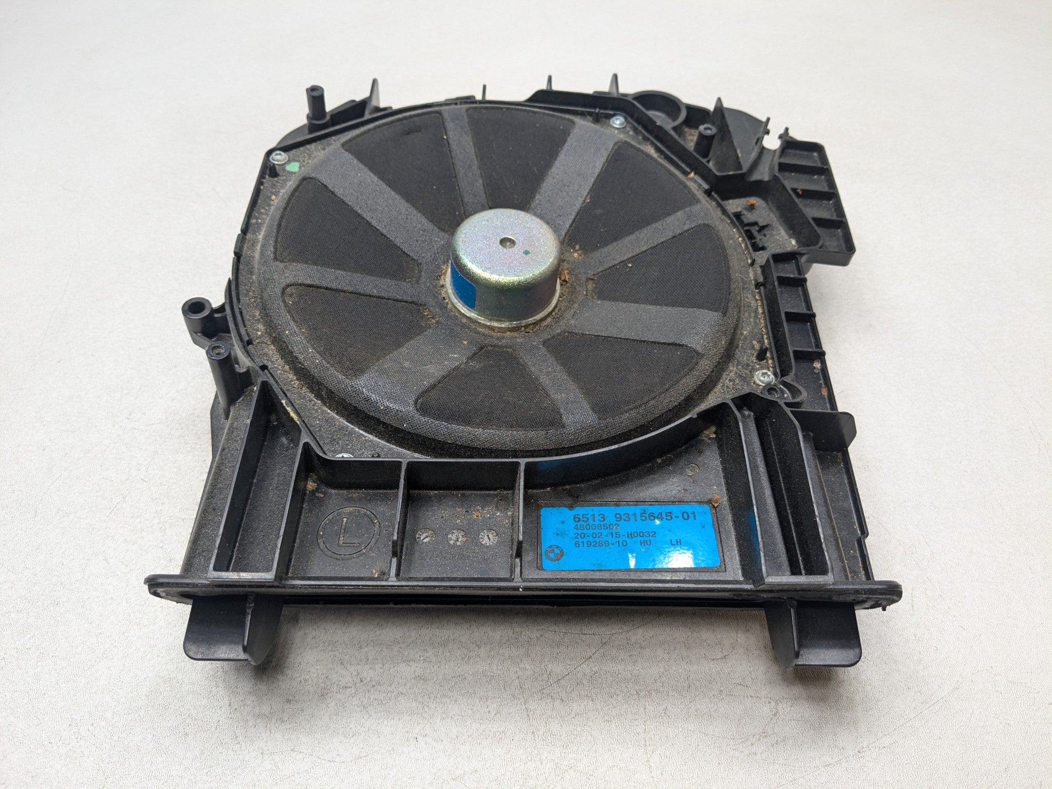 2014 - 2016 BMW 528I OEM CENTRAL BASS SUBWOOFER SPEAKER LEFT DRIVER SIDE