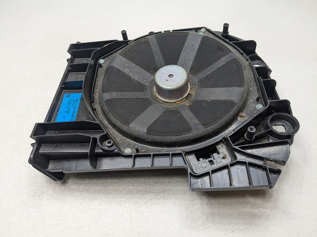 2014 - 2016 BMW 528I OEM CENTRAL BASS SUBWOOFER SPEAKER LEFT DRIVER SIDE