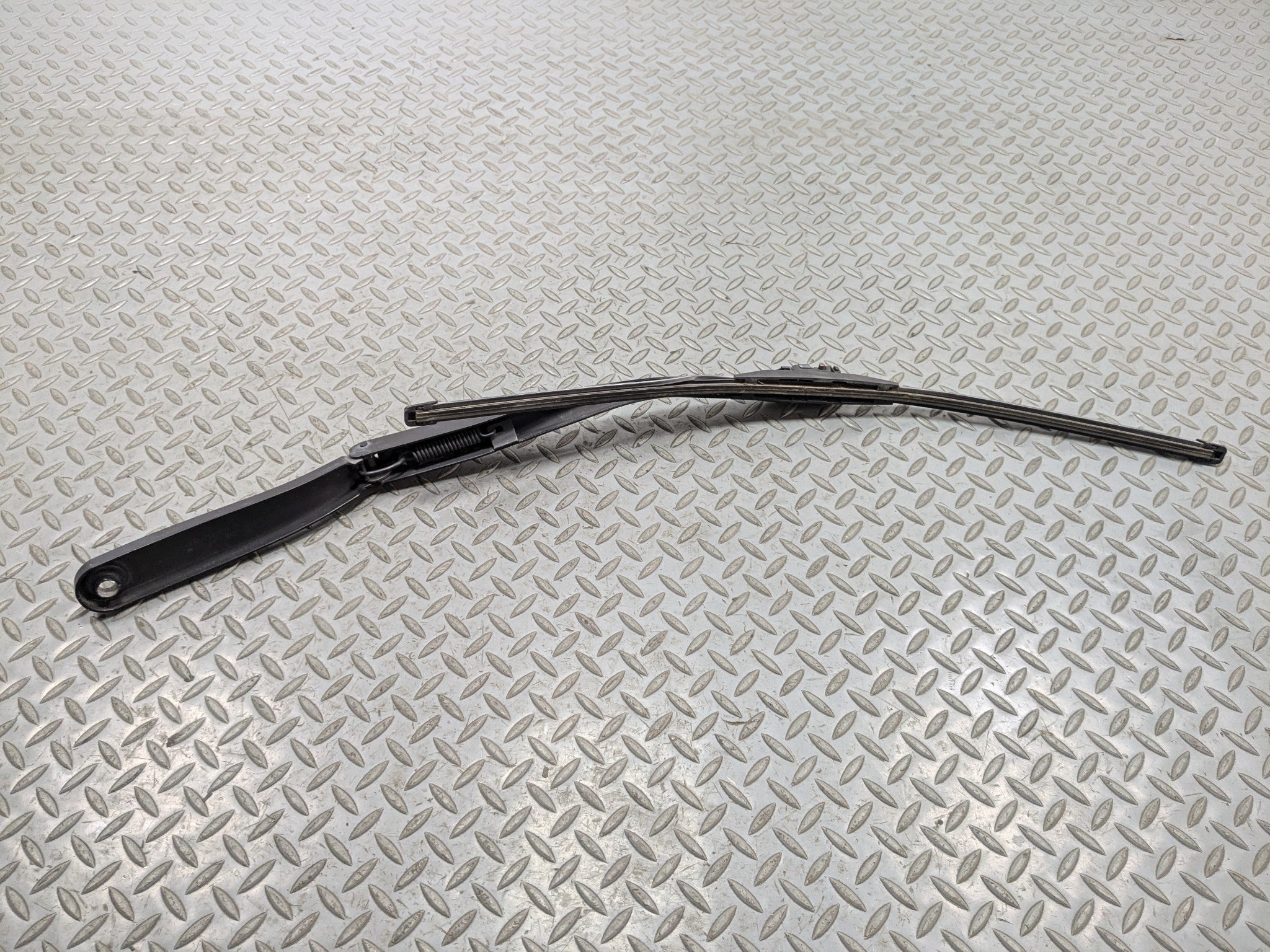 2014 - 2016 BMW 528I OEM WINDSHIELD WIPER ARM WITH BLADE FRONT LEFT DRIVER SIDE