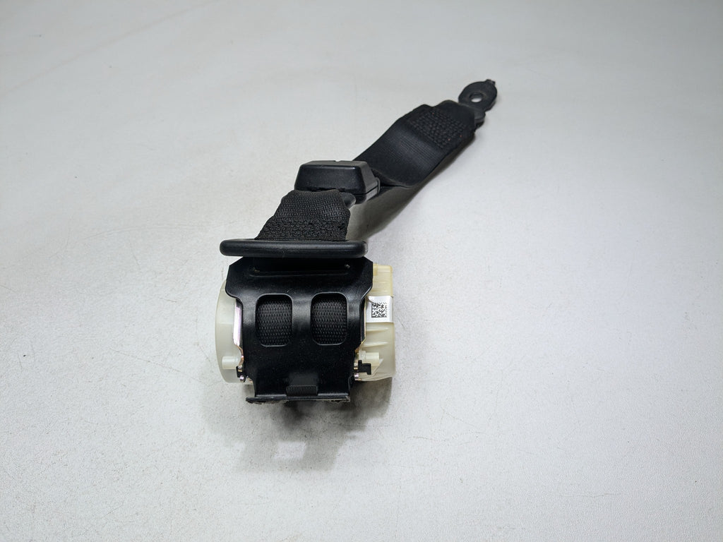 2014 - 2016 BMW 528I OEM SAFETY SEAT BELT RETRACTOR BLACK REAR CENTER SECOND ROW
