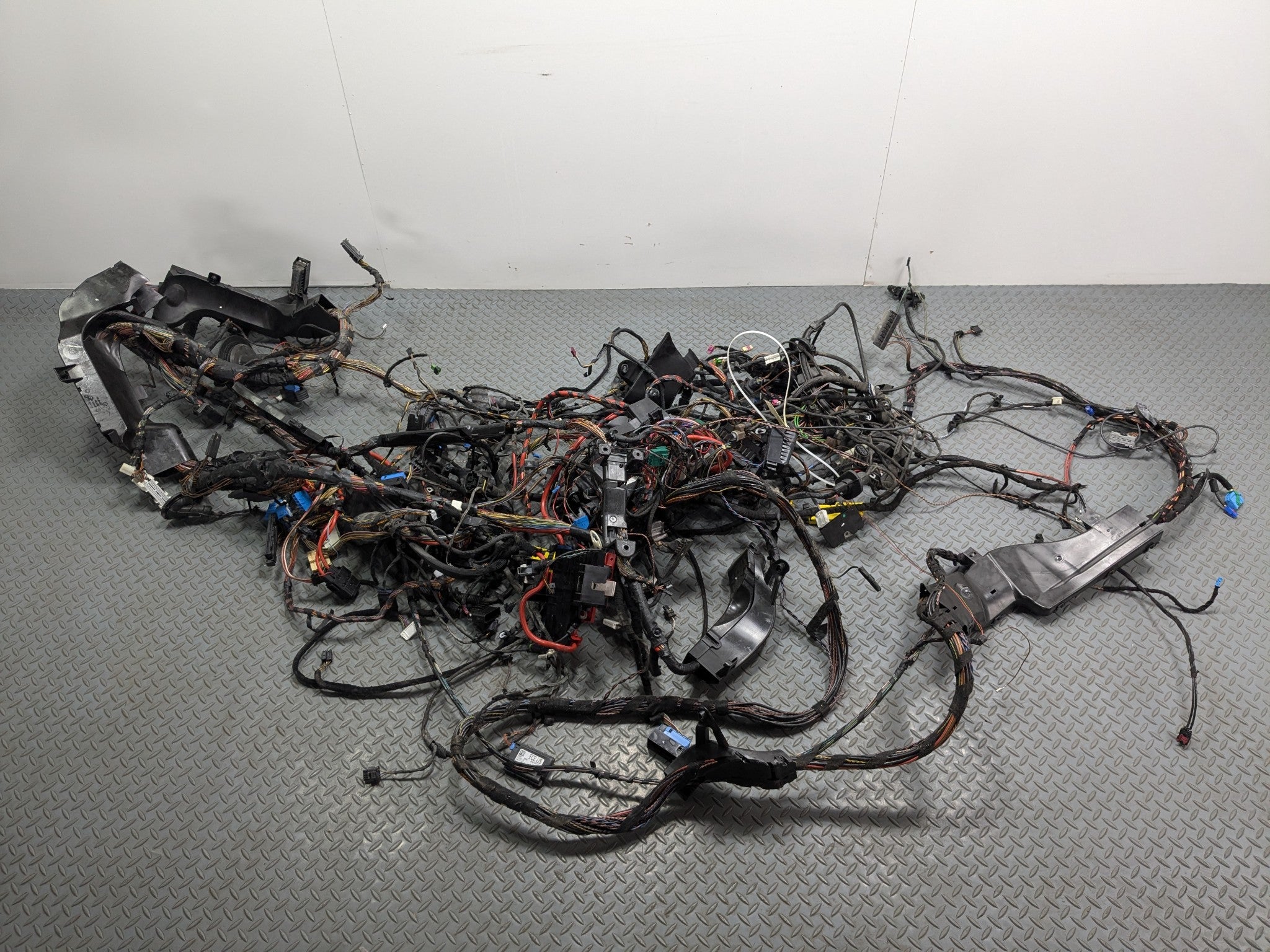 2014 - 2016 BMW 528I OEM INTERIOR BODY WIRE HARNESS CABLE AND CONNECTOR