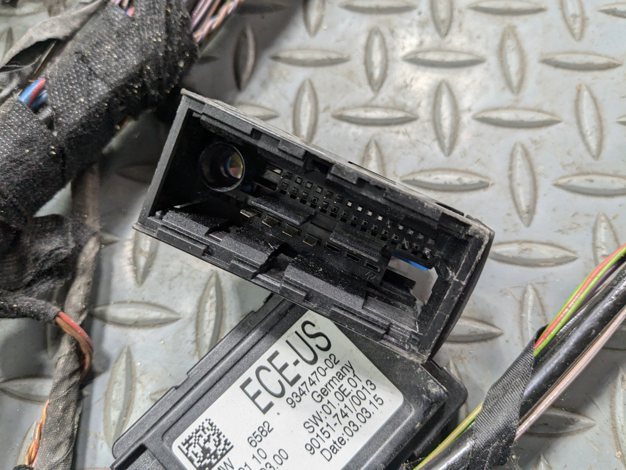 2014 - 2016 BMW 528I OEM INTERIOR BODY WIRE HARNESS CABLE AND CONNECTOR