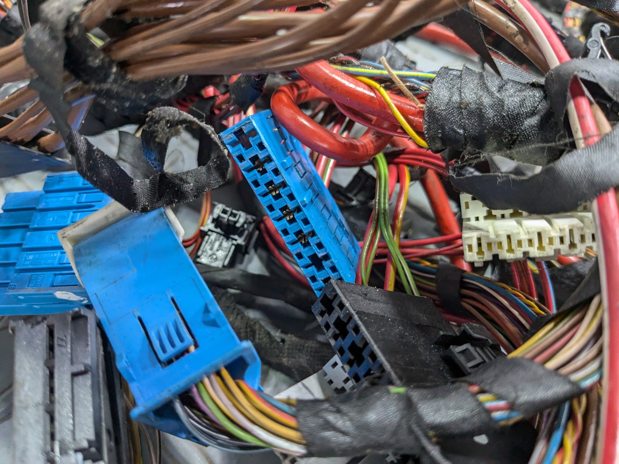 2014 - 2016 BMW 528I OEM INTERIOR BODY WIRE HARNESS CABLE AND CONNECTOR