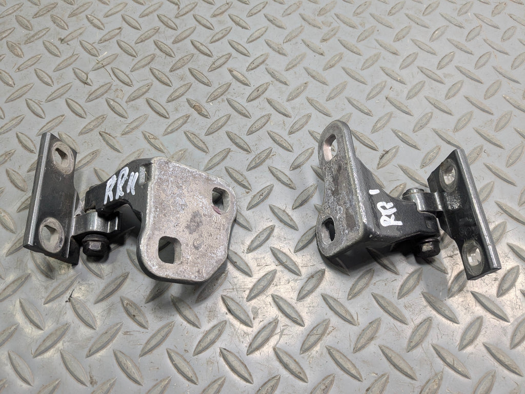 06 - 08 BMW 750I OEM DOOR HINGE SET UPPER AND LOWER REAR RIGHT PASSENGER SIDE