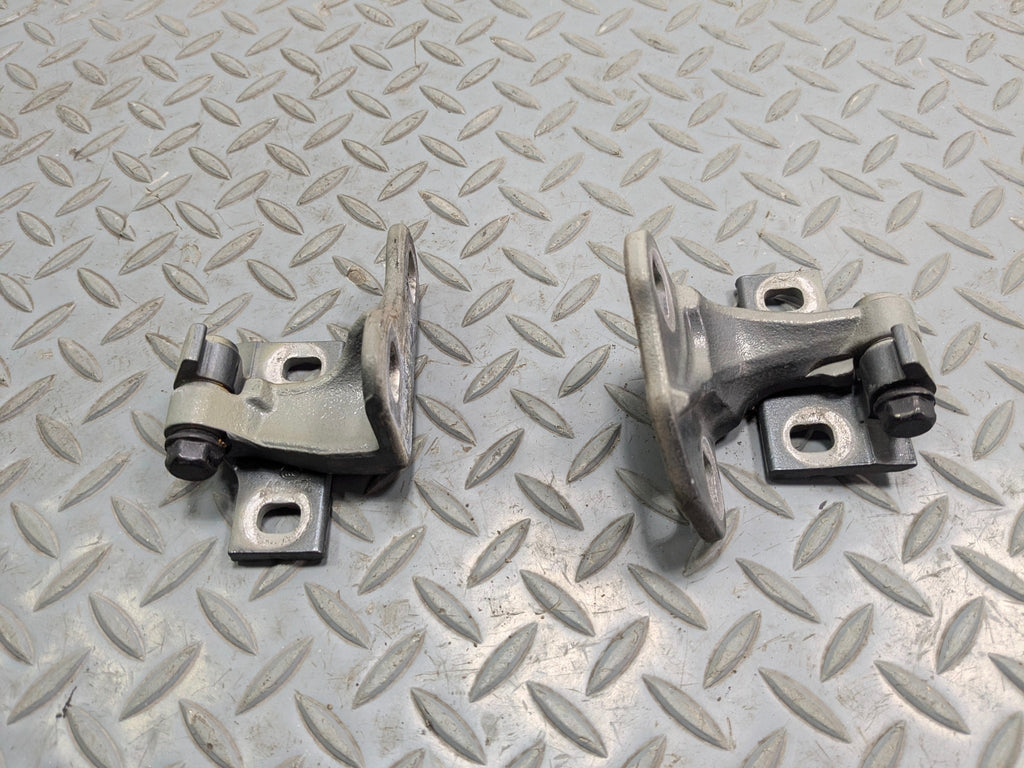 06 - 08 BMW 750I OEM DOOR HINGE SET UPPER AND LOWER FRONT RIGHT PASSENGER SIDE