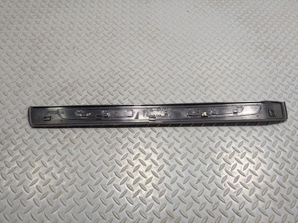06 - 08 BMW 750I OEM DOOR SCUFF SILL STEP PLATE COVER FRONT RIGHT PASSENGER SIDE