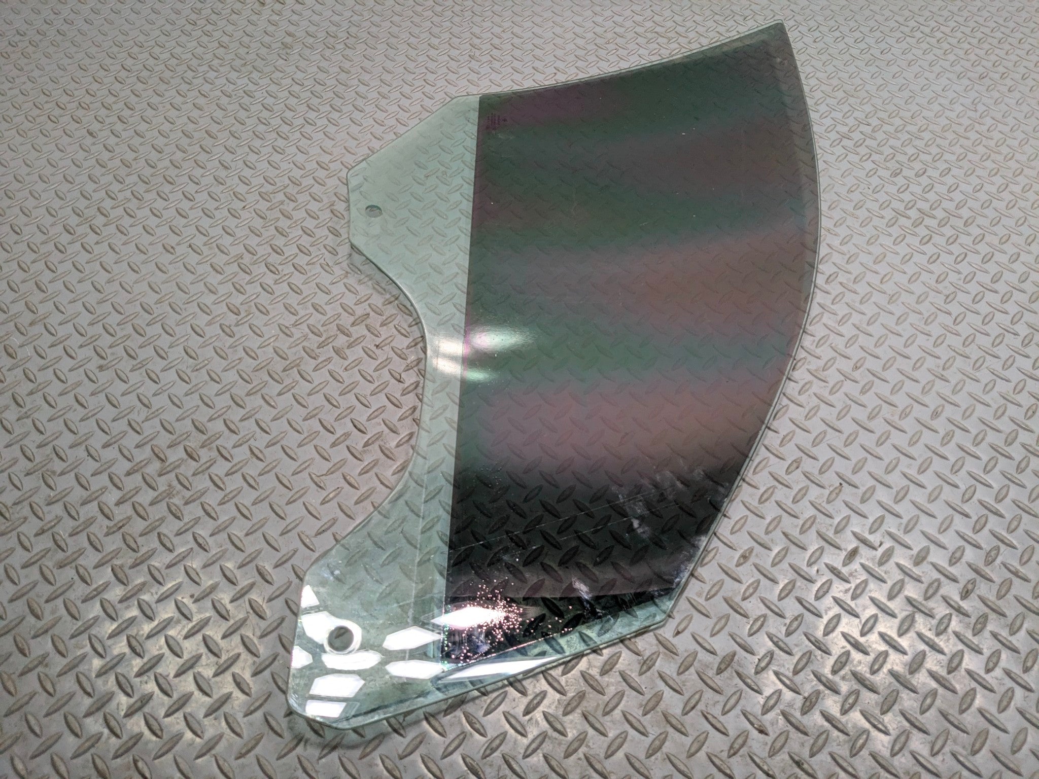 06 - 08 BMW 750I OEM DOOR WINDOW GLASS FRONT LEFT DRIVER SIDE WITH TINTED GLASS