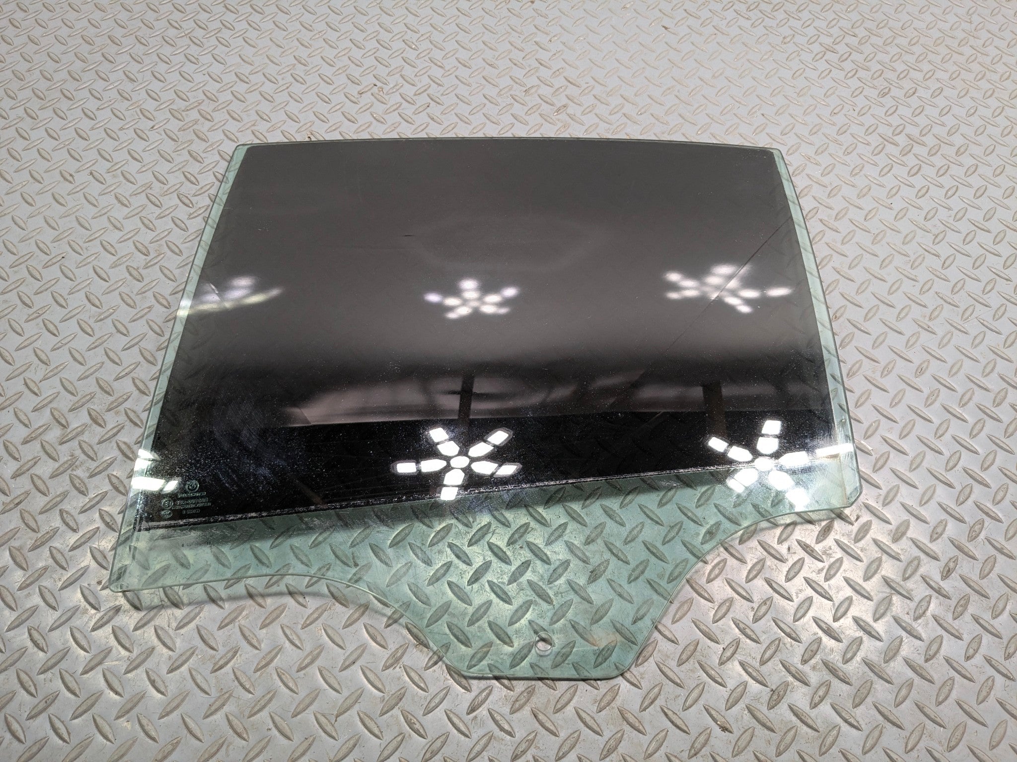 06 - 08 BMW 750I OEM DOOR WINDOW GLASS REAR LEFT DRIVER SIDE WITH TINTED GLASS