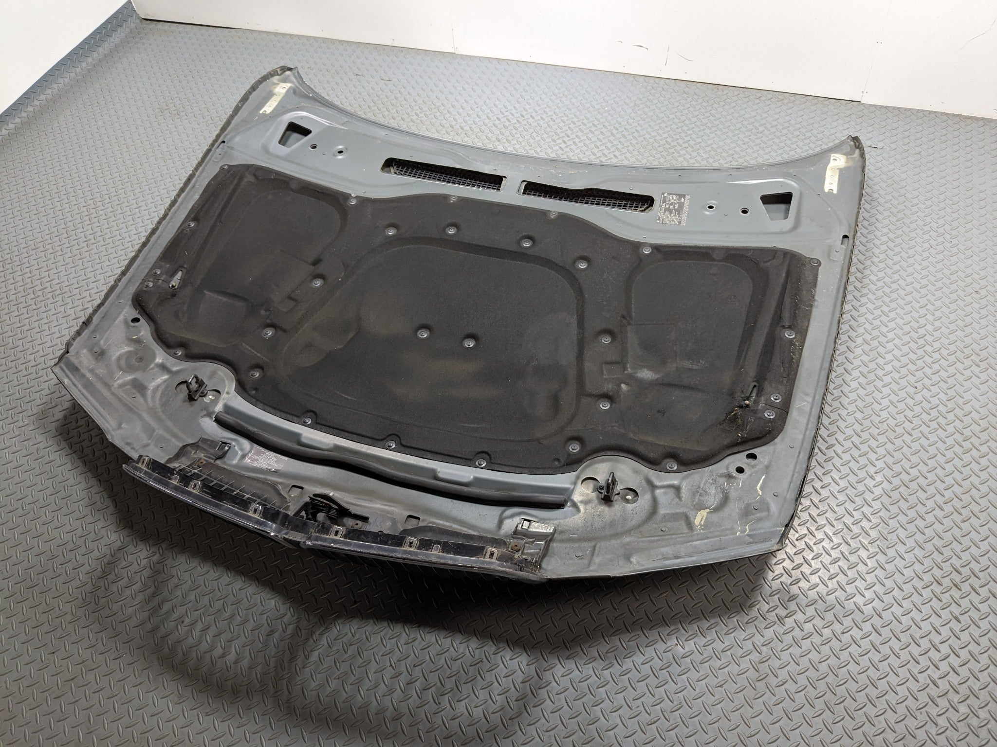 06 - 08 BMW 750I OEM FRONT HOOD BONNET SHELL COVER PANEL TITANIUM GREY METALLIC