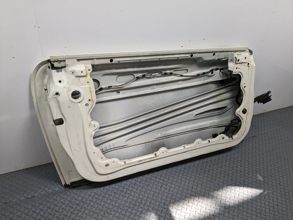 11 - 14 MINI COOPER CLUBMAN OEM DOOR SHELL PANEL PEPPER WHITE FRONT LEFT SIDE