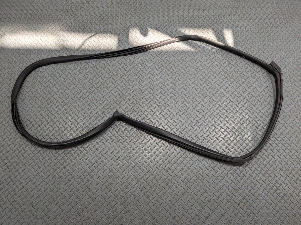 2011 - 2014 MINI COOPER CLUBMAN OEM DOOR SEAL WEATHER STRIPPING FRONT LEFT SIDE