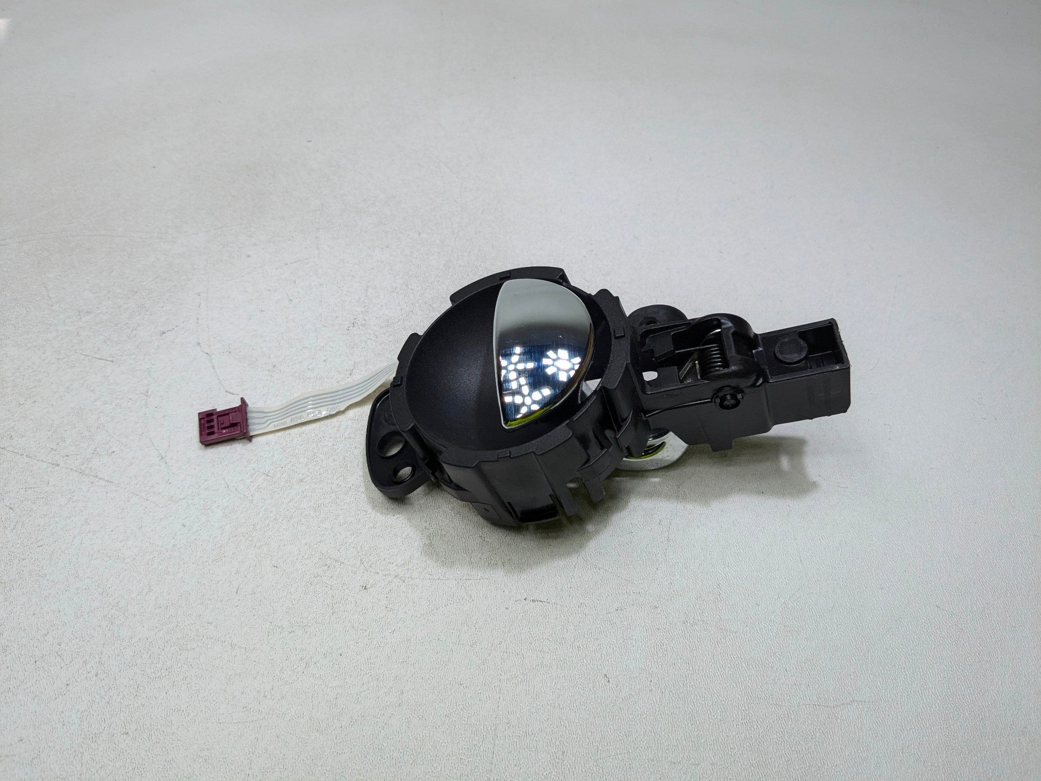 2011 - 2014 MINI COOPER CLUBMAN OEM INTERIOR INSIDE DOOR HANDLE FRONT RIGHT SIDE