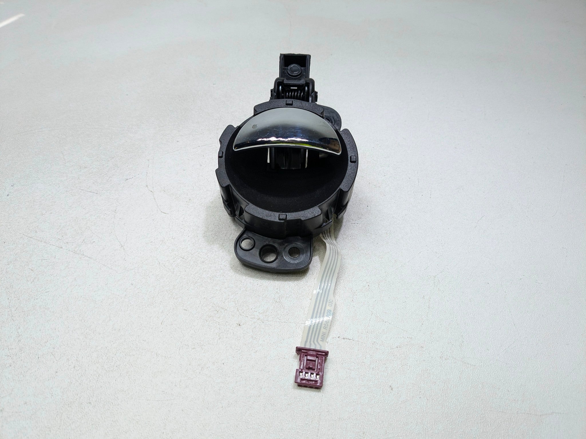 2011 - 2014 MINI COOPER CLUBMAN OEM INTERIOR INSIDE DOOR HANDLE FRONT LEFT SIDE