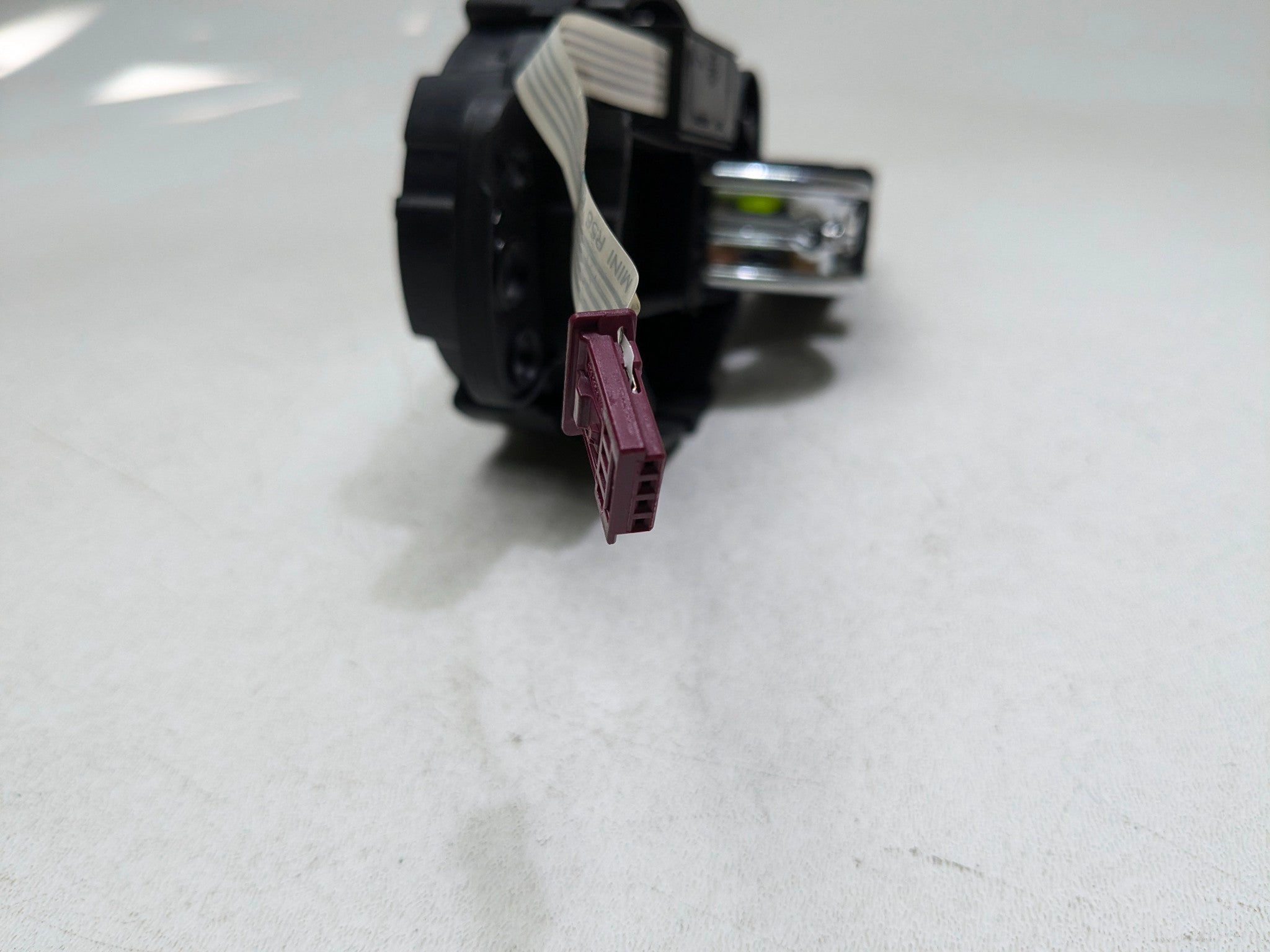 2011 - 2014 MINI COOPER CLUBMAN OEM INTERIOR INSIDE DOOR HANDLE FRONT LEFT SIDE
