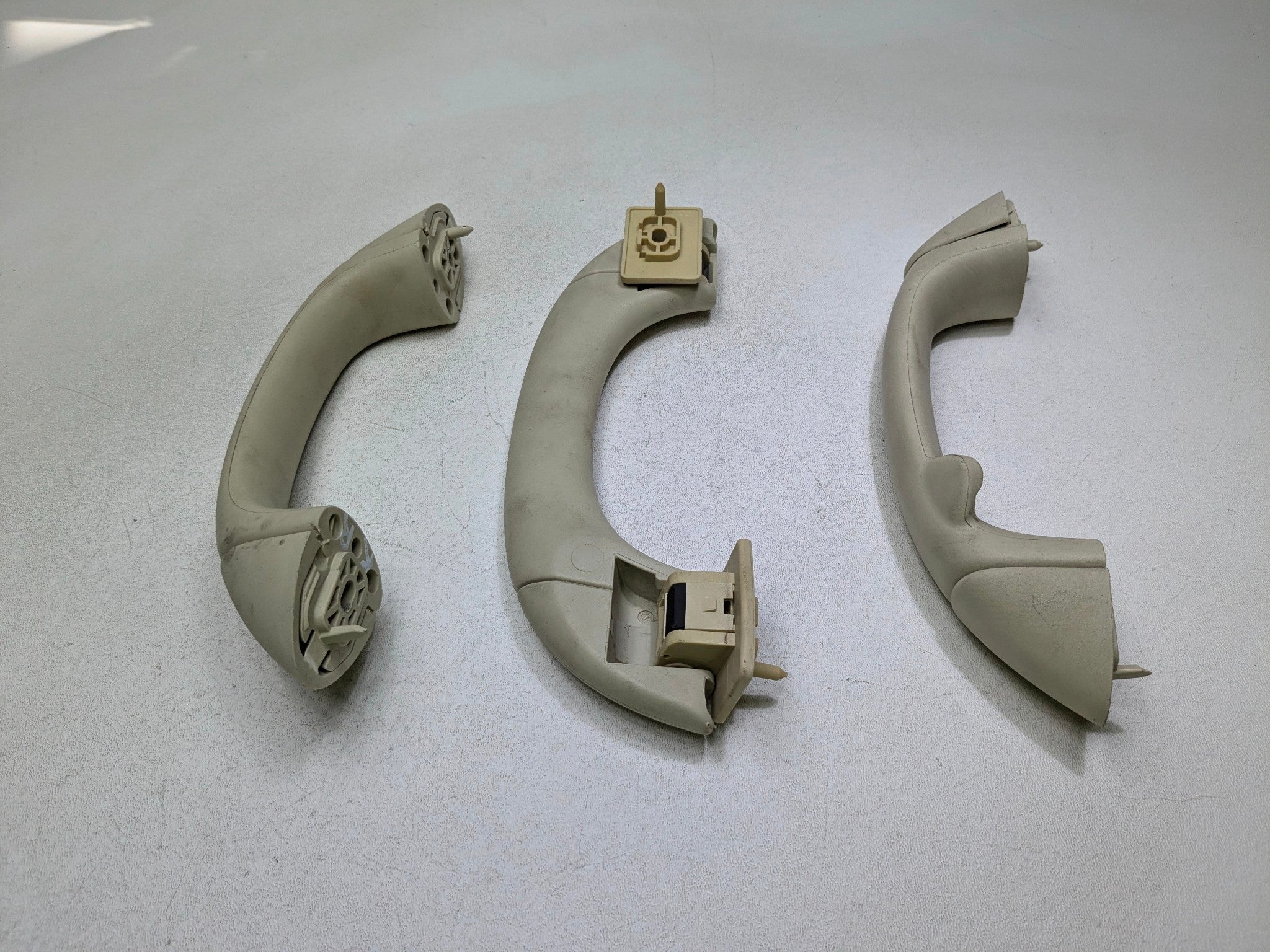2011 - 2014 MINI COOPER CLUBMAN OEM INTERIOR GRAB BARE HANDLE SET FRONT AND REAR