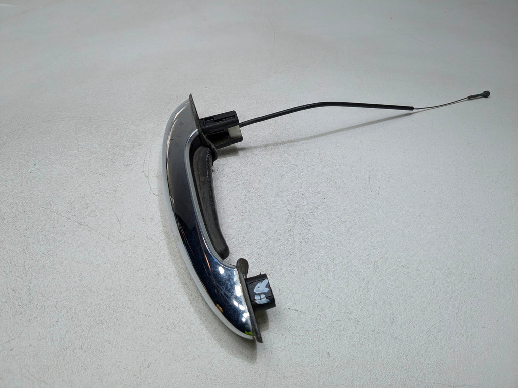 2011 - 2014 MINI COOPER CLUBMAN OEM EXTERIOR DOOR HANDLE FRONT RIGHT SIDE