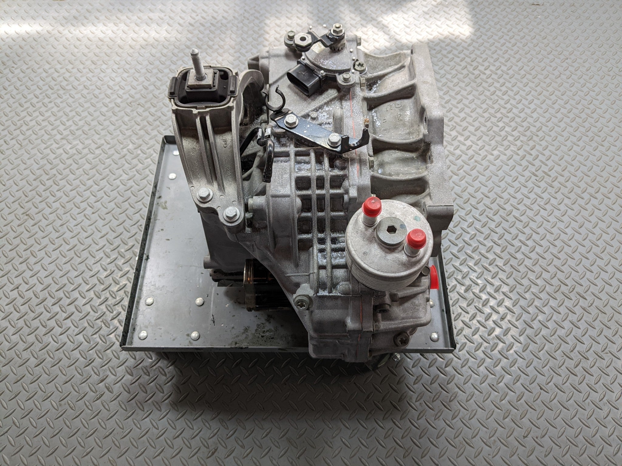2011 - 2014 MINI COOPER CLUBMAN OEM AUTOMATIC TRANSMISSION GEARBOX ASSEMBLY