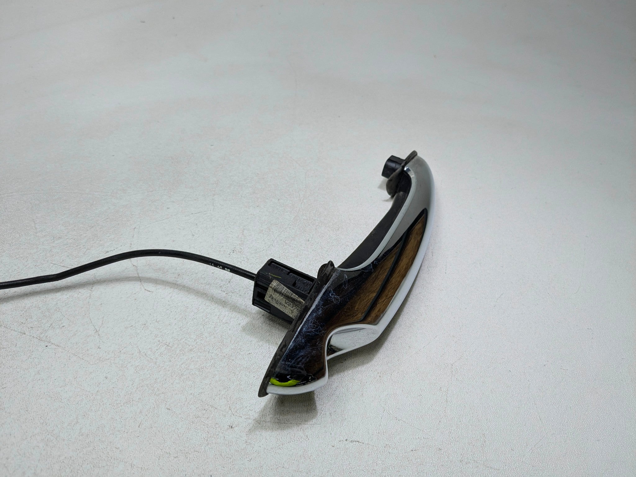 2011 - 2014 MINI COOPER CLUBMAN OEM EXTERIOR DOOR HANDLE FRONT LEFT DRIVER SIDE