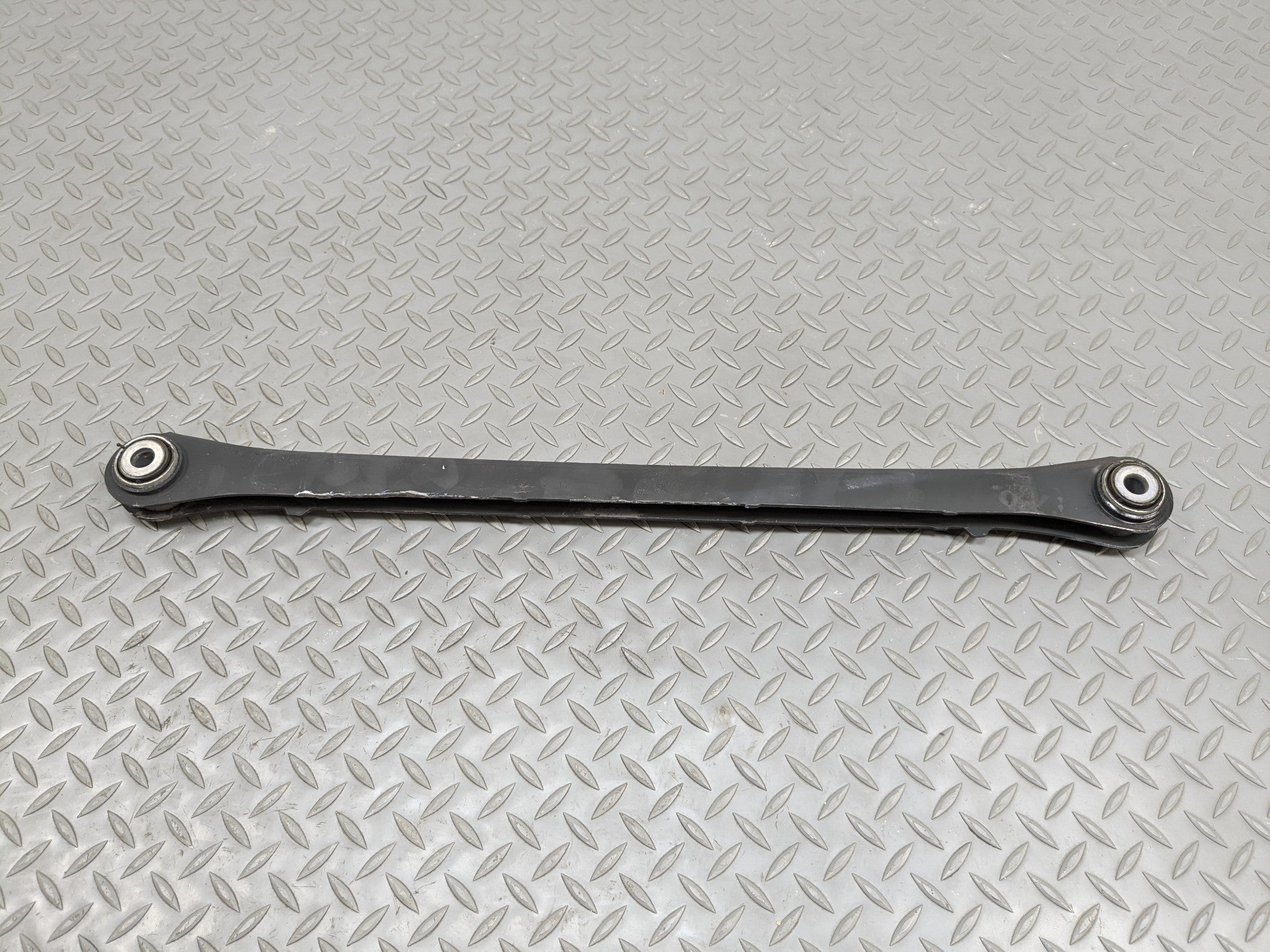 2011 - 2014 MINI COOPER CLUBMAN OEM LOWER CONTROL ARM REAR LEFT DRIVER SIDE