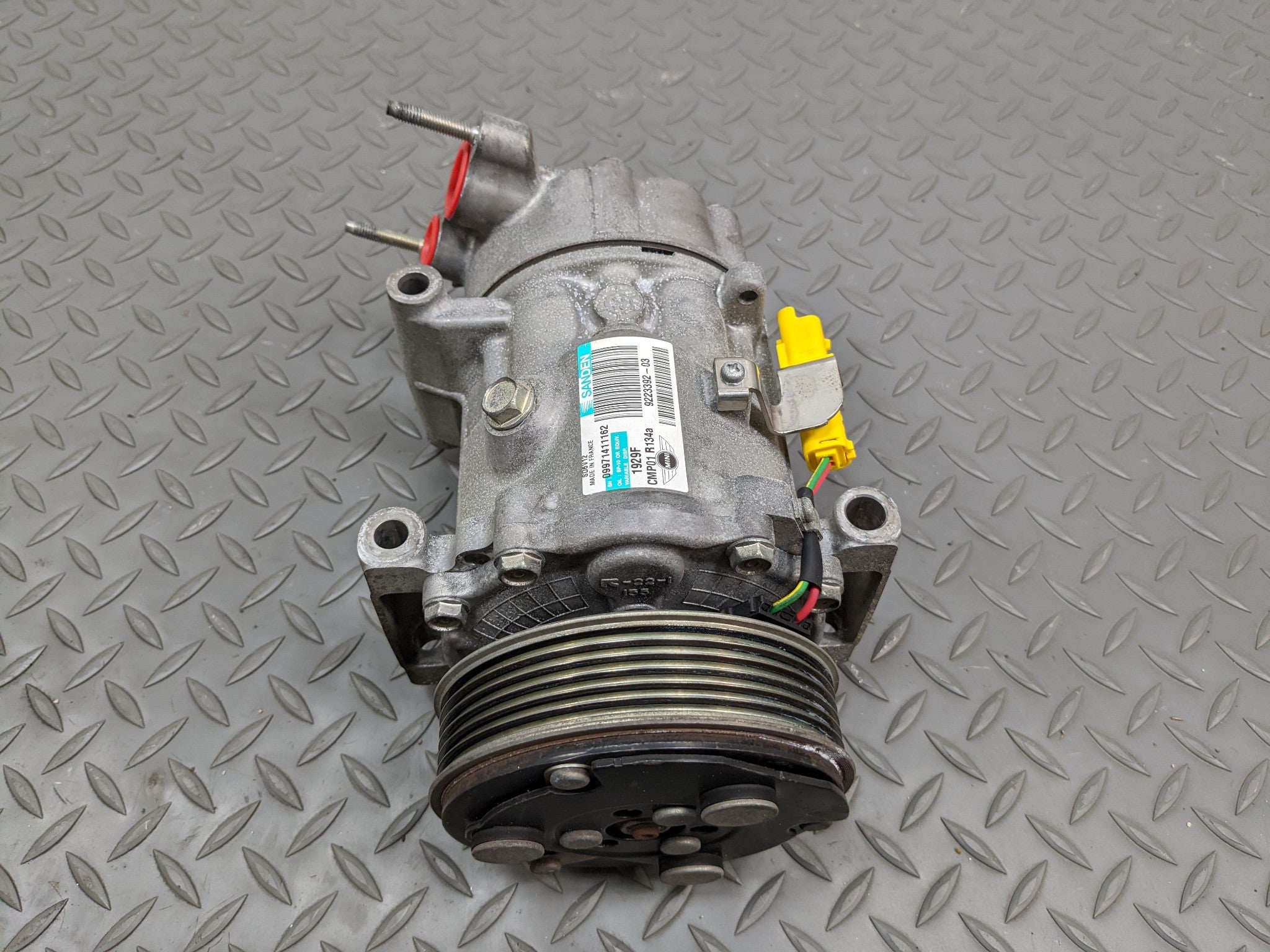 2011 - 2014 MINI COOPER CLUBMAN OEM AC AIR CONDITIONING COMPRESSOR PUMP UNIT