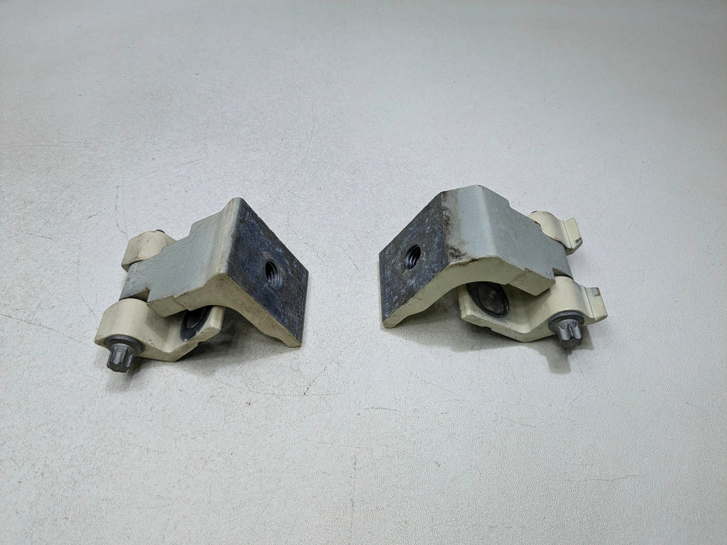 11 - 14 MINI COOPER CLUBMAN OEM DOOR HINGE SET UPPER AND LOWER REAR RIGHT SIDE