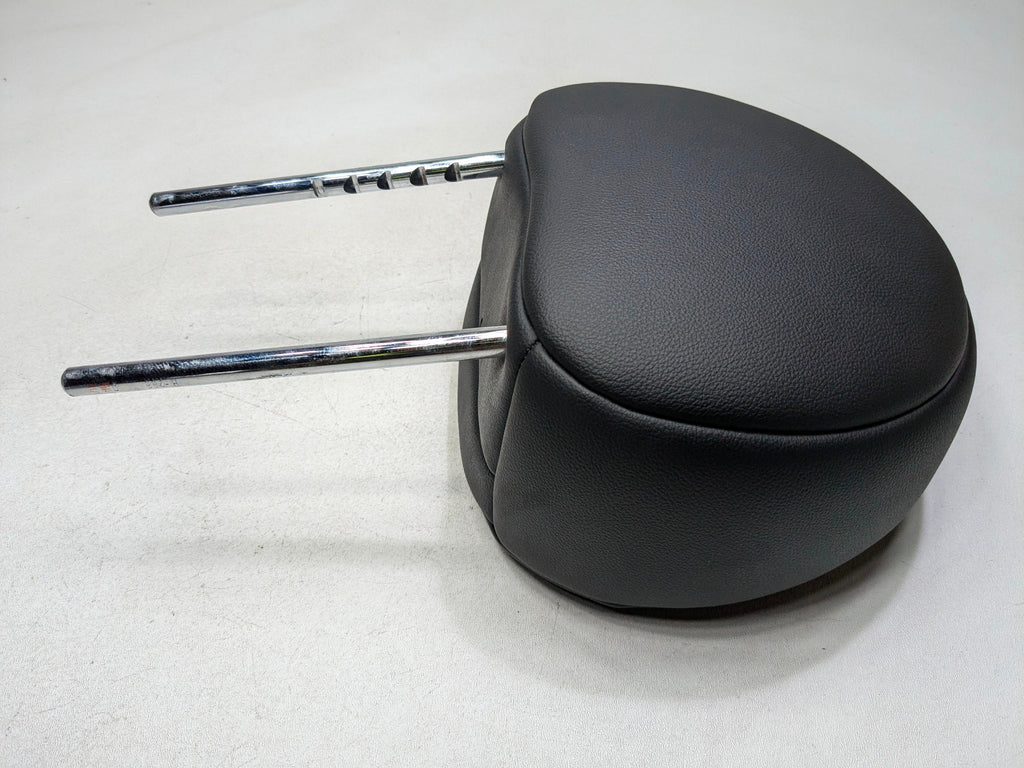 2011 - 2014 MINI COOPER CLUBMAN OEM SEAT HEADREST LEATHER BLACK FRONT RIGHT SIDE