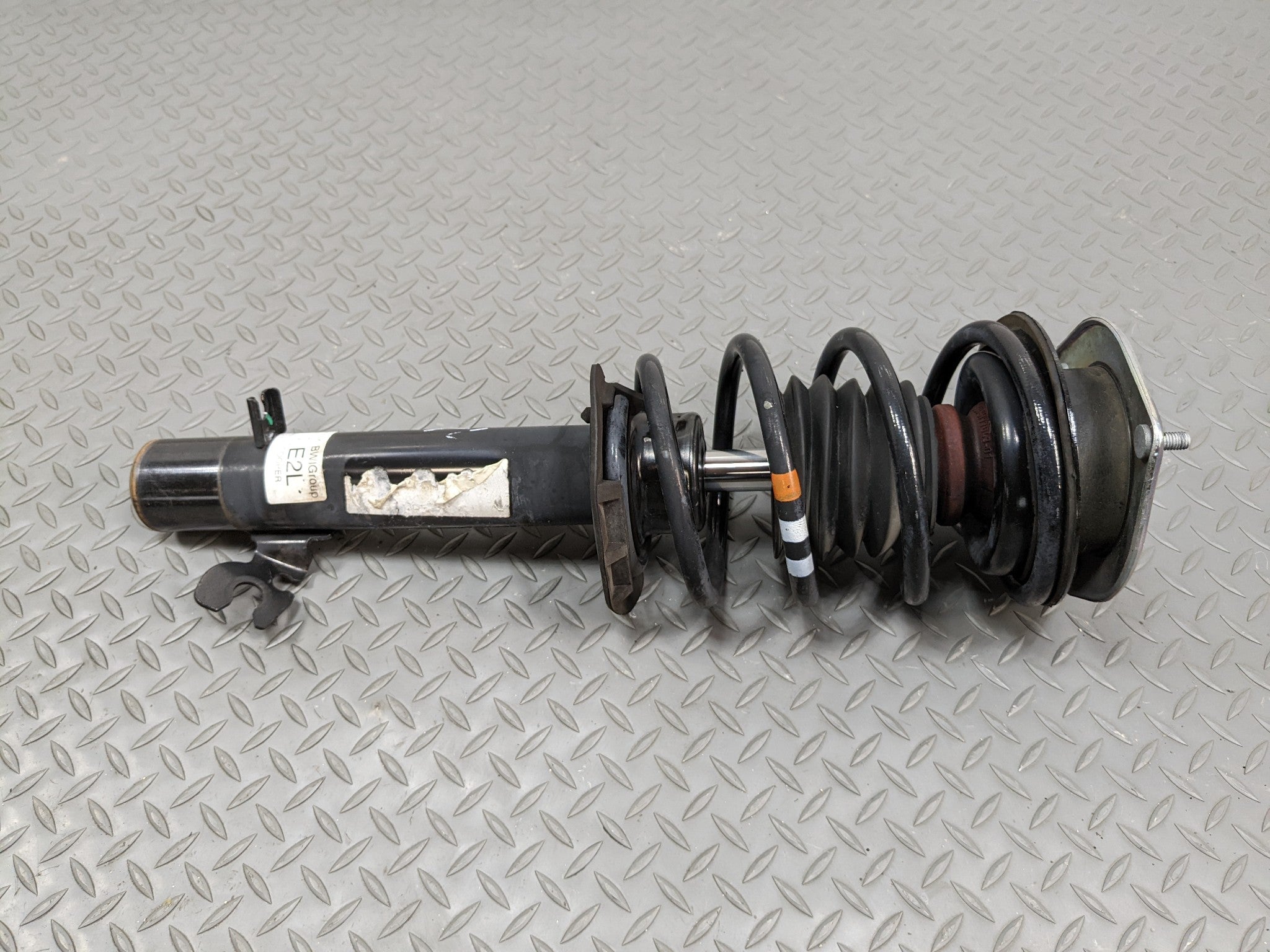 11 - 14 MINI COOPER CLUBMAN OEM SHOCK ABSORBER STRUT ASSEMBLY FRONT LEFT SIDE